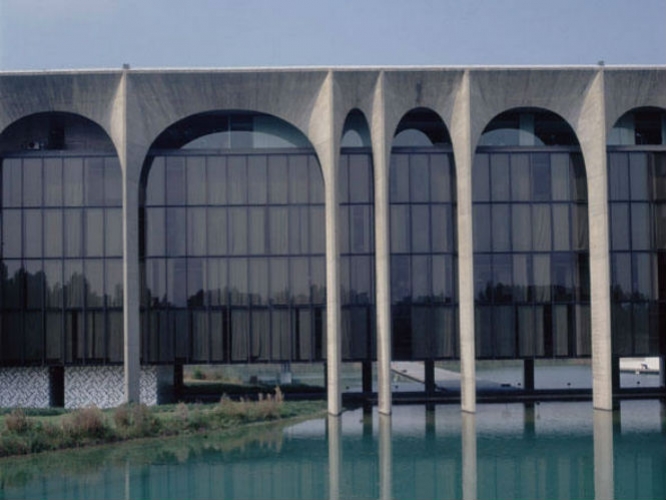 Oscar Niemeyer, obras importantes que deram cara para o brasil, 18 projetos arquitetônicos (11)