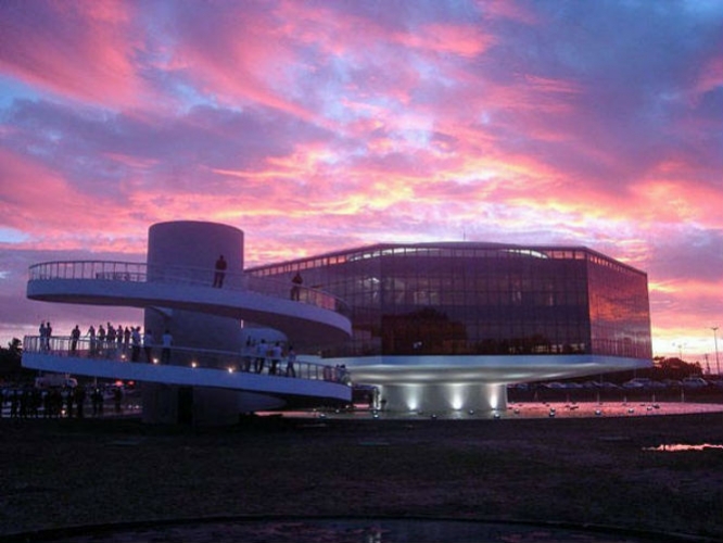 Oscar Niemeyer, obras importantes que deram cara para o brasil, 18 projetos arquitetônicos (15)