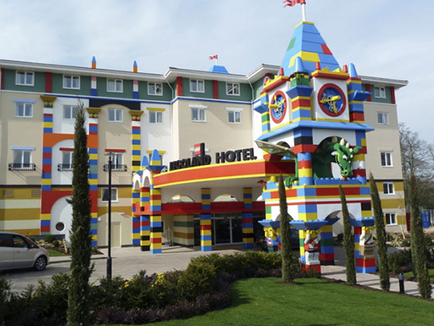 Imagine se existisse um Hotel feito somente com LEGO, acredite ele existe! (6)