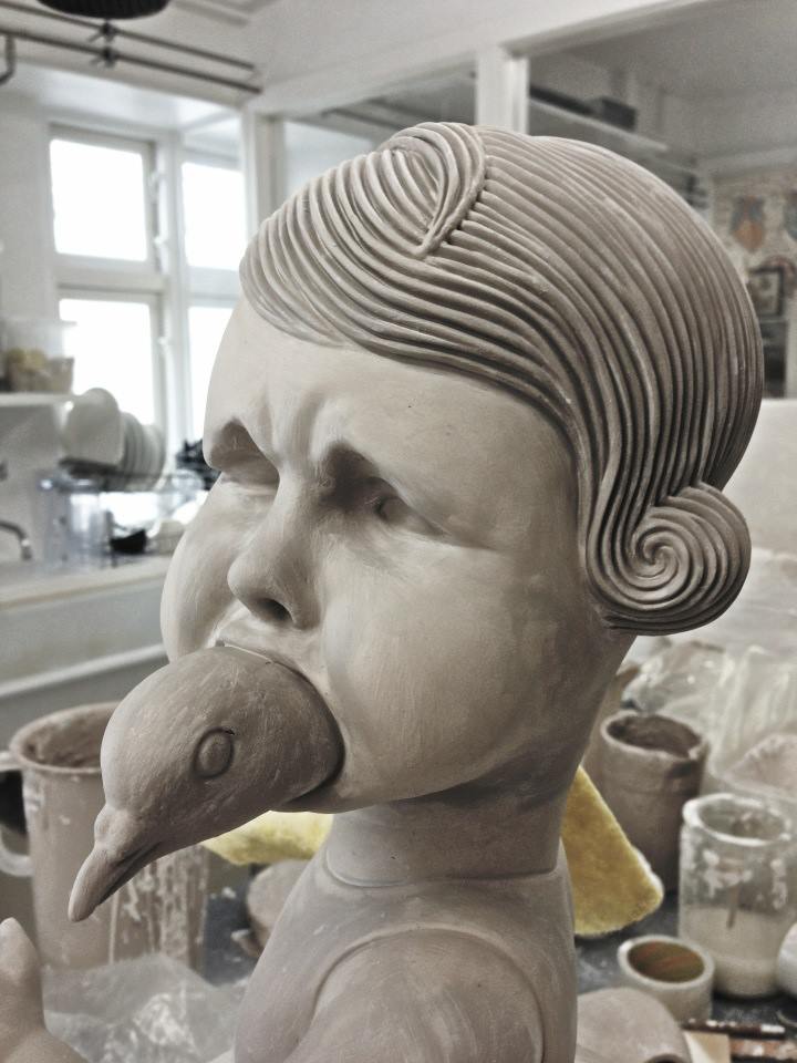 Esculturas pertubadoras e macabras de Maria Rubinke, artesanato e arte em porcelana, inspire-se - blog de design bons tutoriais (1)