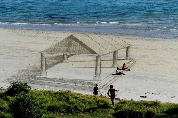 Desenhos criativos 3D feitos na areia da praia (8)